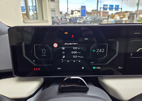 Vehicle image 24 Vehicle image 24