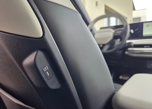 Vehicle image 31 Vehicle image 31