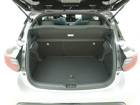 Vehicle image 18 Vehicle image 18