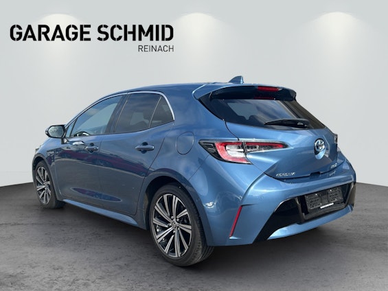 Vehicle image 4 Vehicle image 4