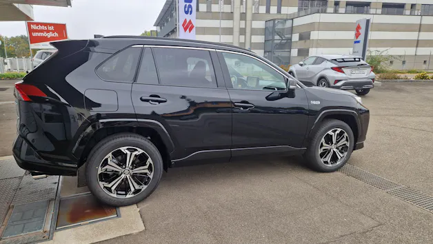 Suzuki Across 2.5 PHEV Compact Top 4x4