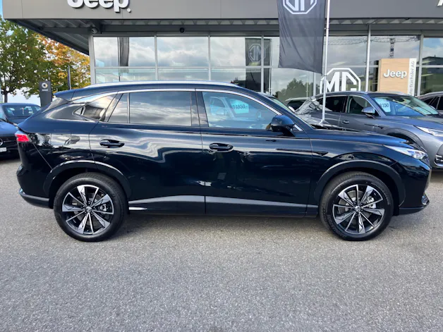 MG HS 1.5 Hybrid Luxury