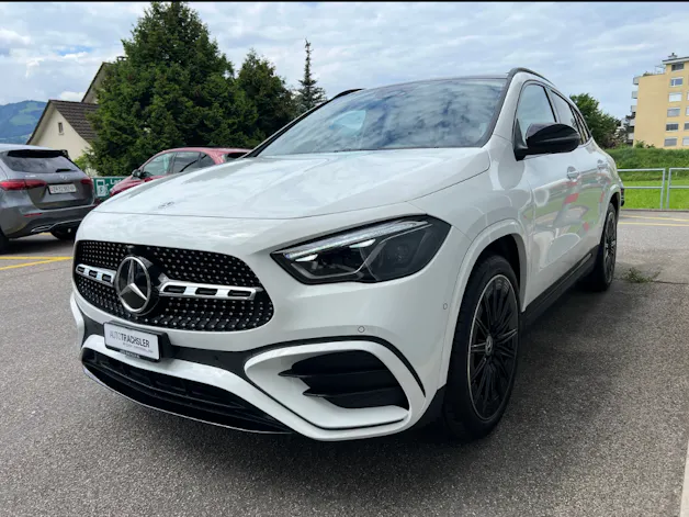 Mercedes-Benz GLA 250 Swiss Star AMG Line 4matic