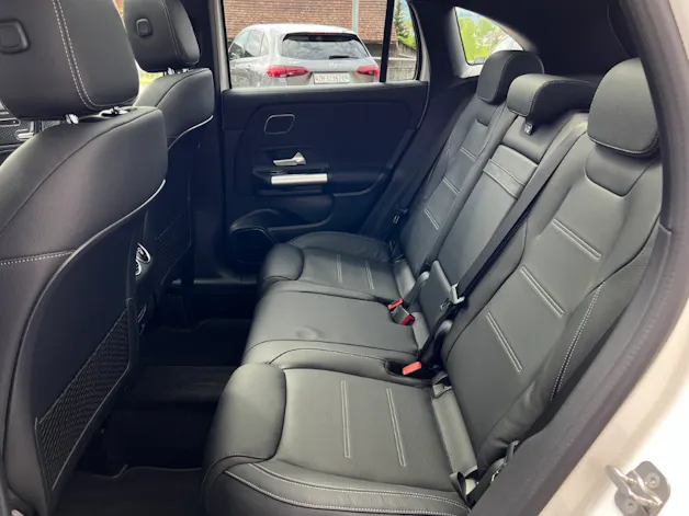 Mercedes-Benz GLA 250 Swiss Star AMG Line 4matic