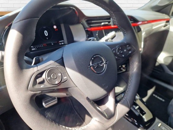 Vehicle image 8 Vehicle image 8