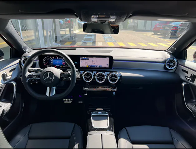 Mercedes-Benz A 220 AMG Line 4m
