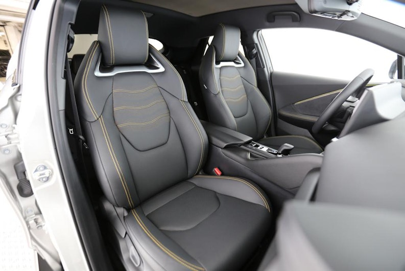 Vehicle image TOYOTA C-HR