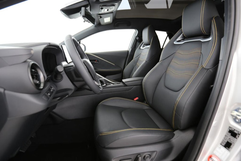 Vehicle image TOYOTA C-HR