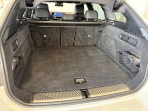 Vehicle image BMW 520d xDrive Touring M-Sport