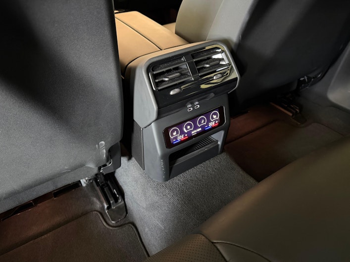 Vehicle image BMW 5 SERIES