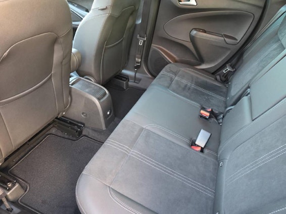 Vehicle image 11 Vehicle image 11