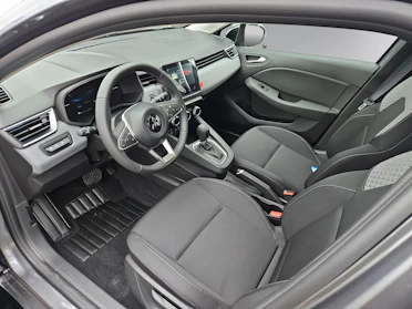 MITSUBISHI COLT 5