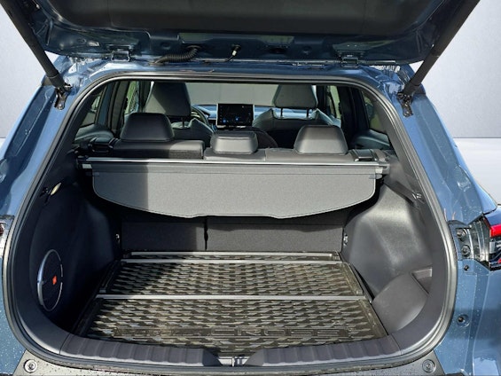 Vehicle image 4 Vehicle image 4