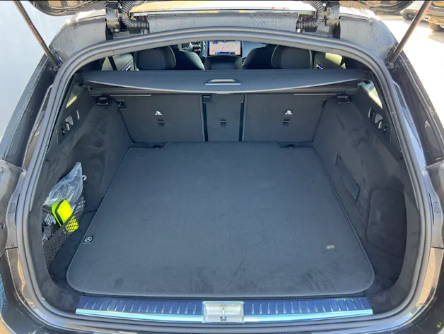 Mercedes-Benz E 200 AMG Line 4matic Kombi