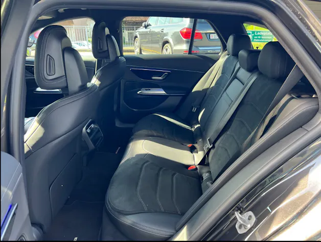 Mercedes-Benz E 200 AMG Line 4matic Kombi
