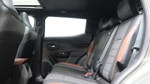 Vehicle image SUZUKI e Vitara Compact Top 4x4