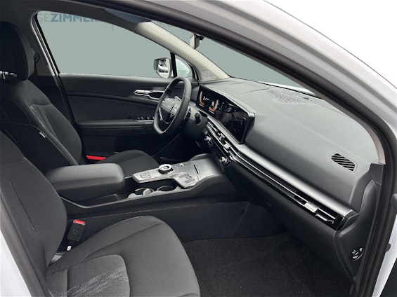 Vehicle image 6 Vehicle image 6