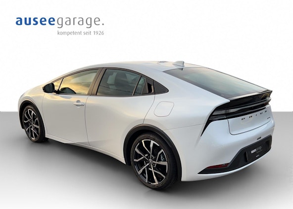 Vehicle image 3 Vehicle image 3