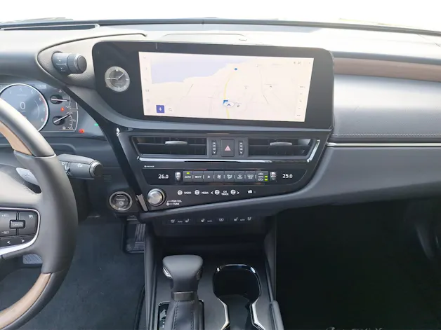 Lexus ES 300h Excellence