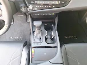 Lexus ES 300h Excellence
