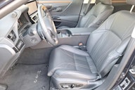 Vehicle image 4 Vehicle image 4