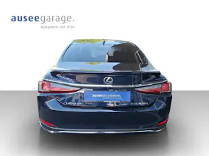 Lexus ES 300h Excellence