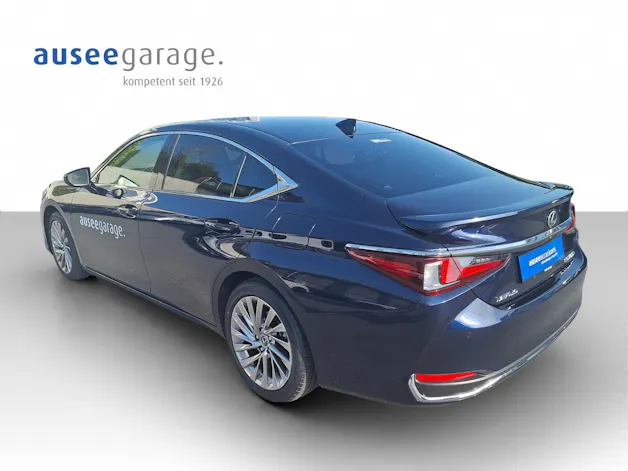 Lexus ES 300h Excellence