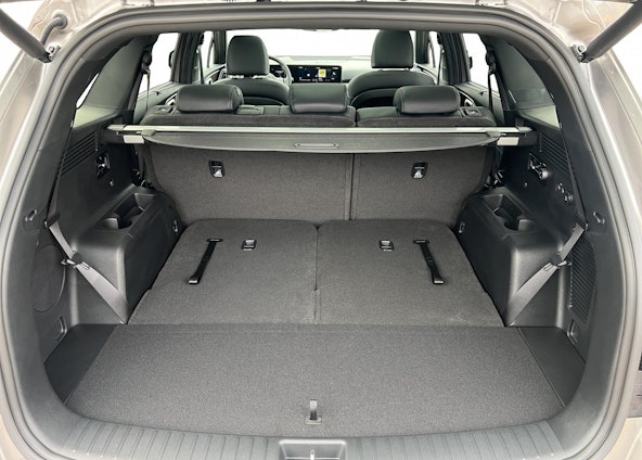 Vehicle image 12 Vehicle image 12