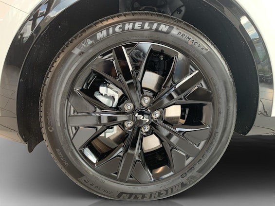 Vehicle image 11 Vehicle image 11