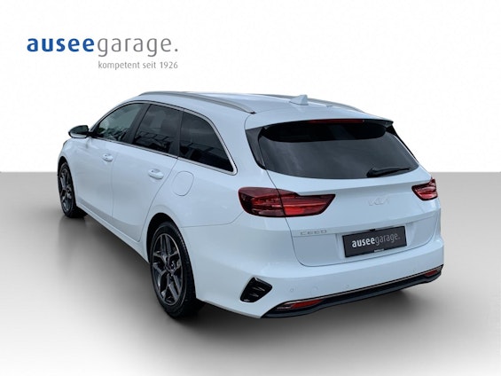 Vehicle image 3 Vehicle image 3