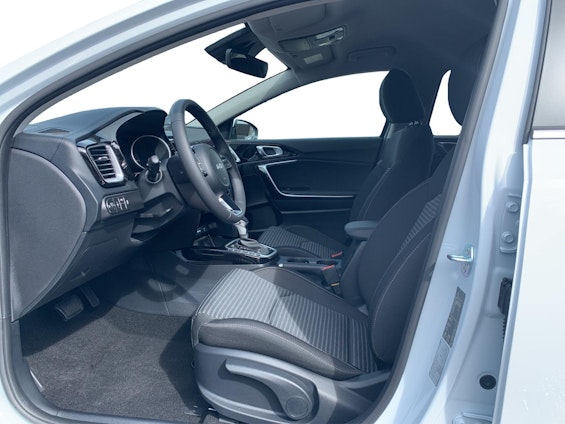 Vehicle image 7 Vehicle image 7