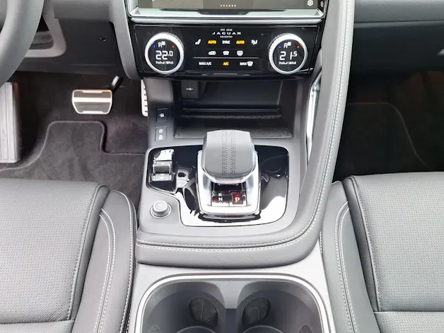 Jaguar E-Pace 2.0 I4 250 R-Dynamic S AWD