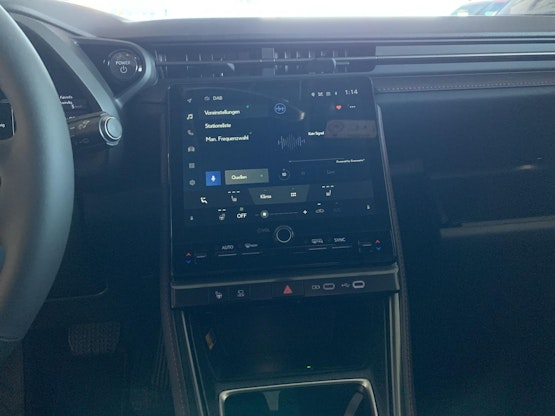 Vehicle image 6 Vehicle image 6