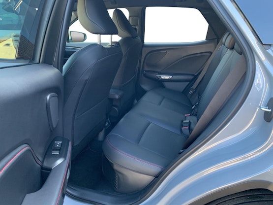 Vehicle image 9 Vehicle image 9