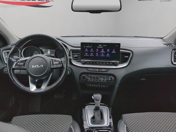 Vehicle image 12 Vehicle image 12