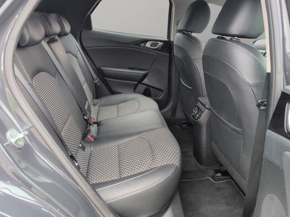 Vehicle image 13 Vehicle image 13