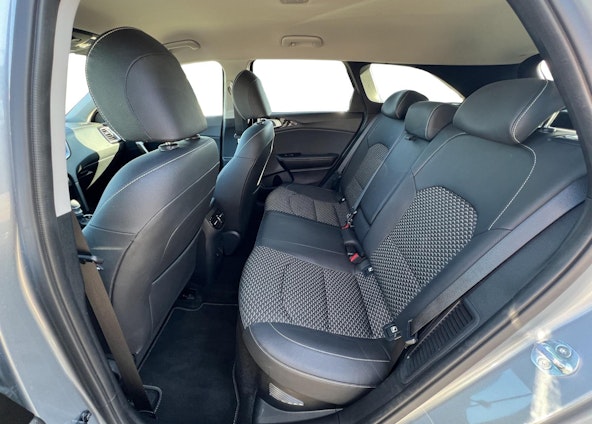 Vehicle image 7 Vehicle image 7