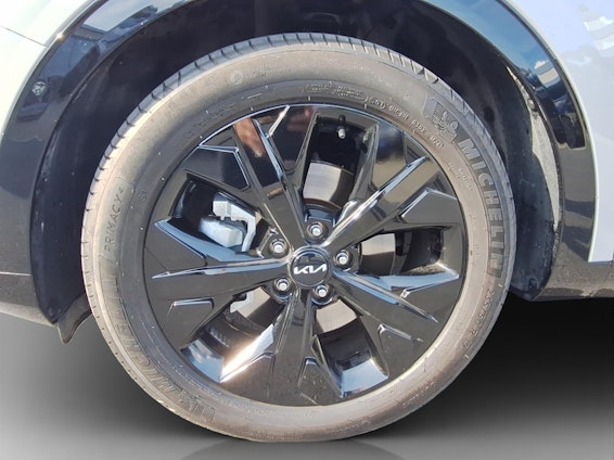 Vehicle image 11 Vehicle image 11