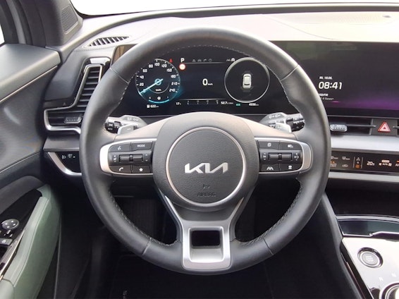 Vehicle image 8 Vehicle image 8