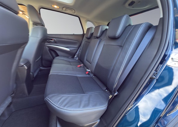 Vehicle image 14 Vehicle image 14