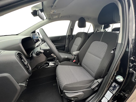 Vehicle image 7 Vehicle image 7