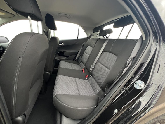 Vehicle image 10 Vehicle image 10