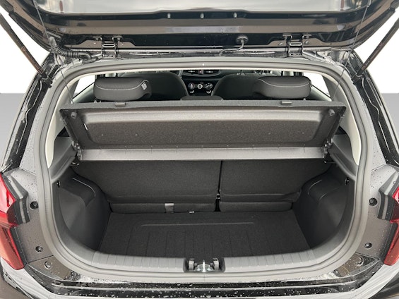 Vehicle image 11 Vehicle image 11