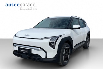 Vehicle image KIA EV3 0 Vehicle image KIA EV3 0