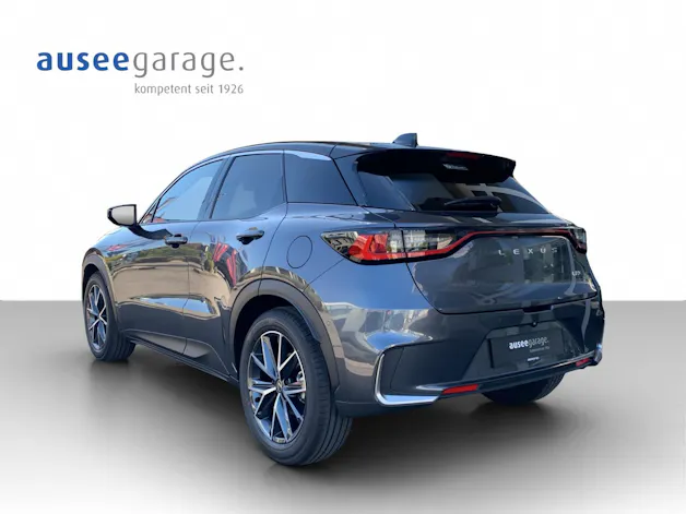 Lexus LBX 1.5 Hybrid Cool AWD