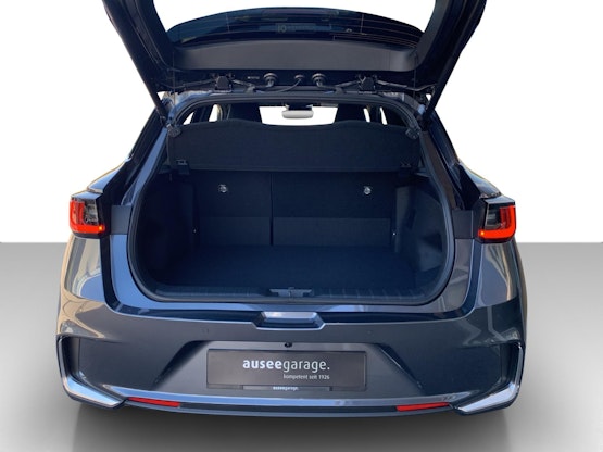 Vehicle image 10 Vehicle image 10