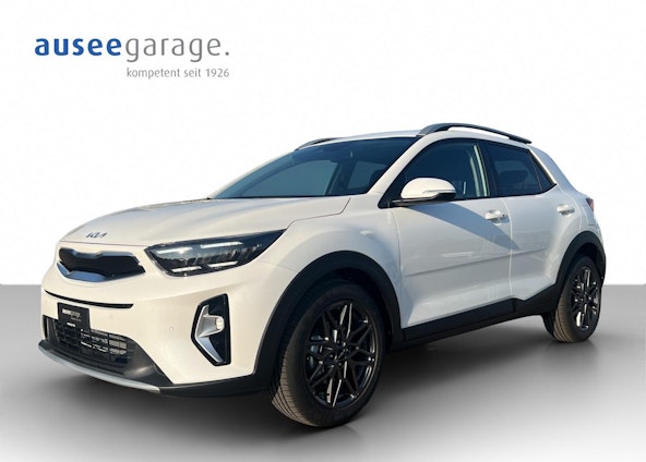 First vehicle image First vehicle image