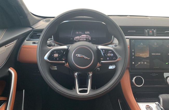 Vehicle image 5 Vehicle image 5