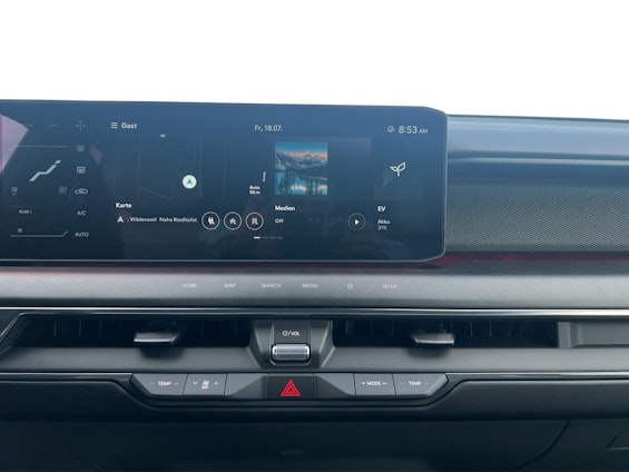 Vehicle image 5 Vehicle image 5