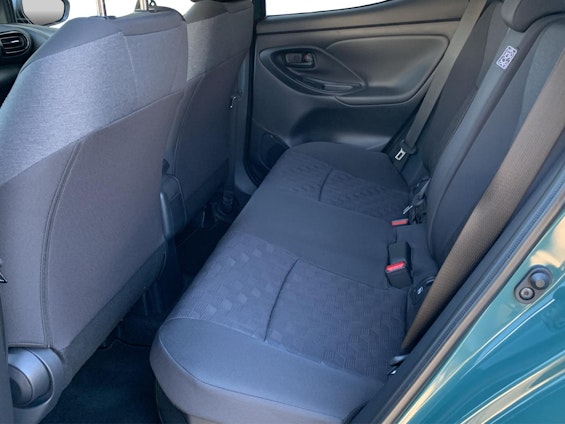 Vehicle image 9 Vehicle image 9